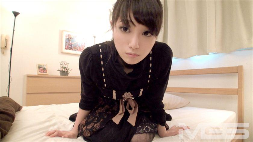 素人個人撮影、投稿。296